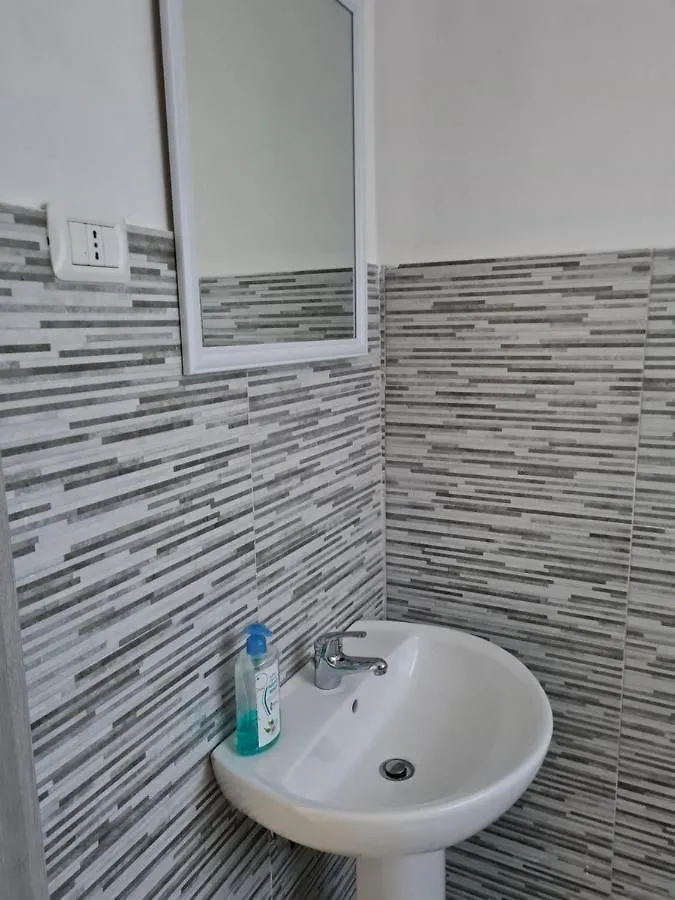 Landlady Airport Orio Bergamo Ida Hotel Orio al Serio Guest house